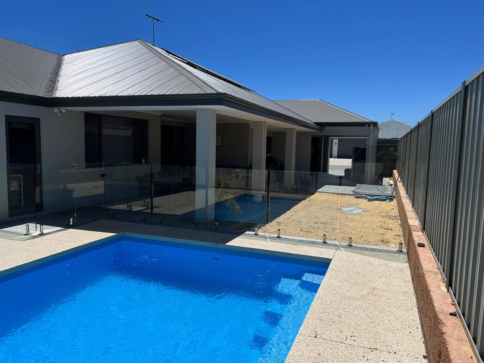Tailored Rockingham Fencing Services